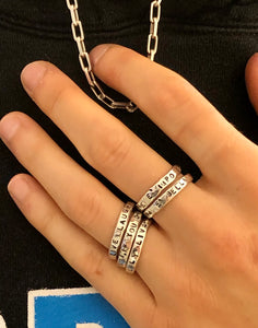 Anello  fedina in argento personalizzabile con scritte - Antoinette concept store